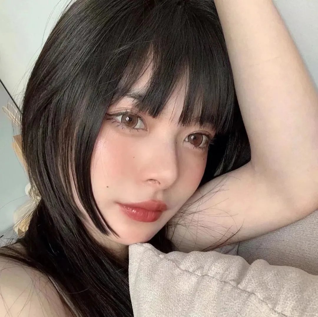 汉娜·盖茨比：道格拉斯